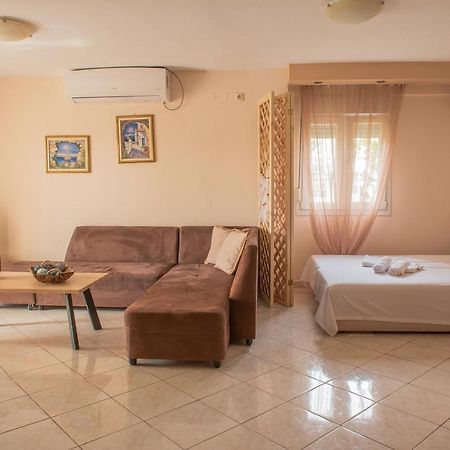 Garden Suite Nea Peramos  Exterior photo