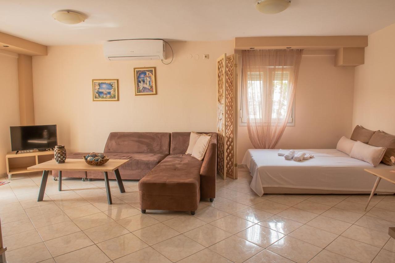 Garden Suite Nea Peramos  Exterior photo